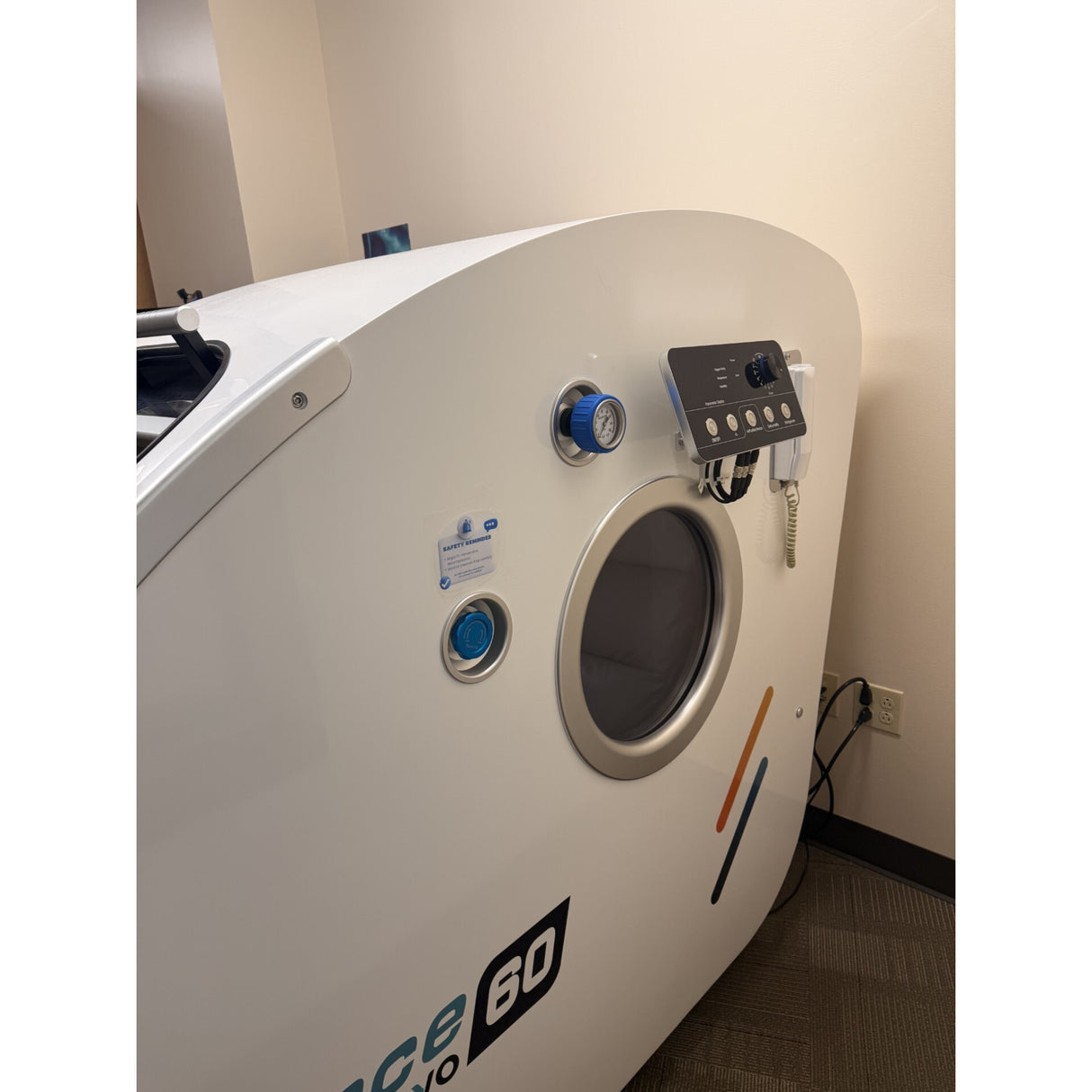 *Pre-Owned* IN STOCK OXYREVO Space60 2.0ATA Hard Sitting Hyperbaric Chamber