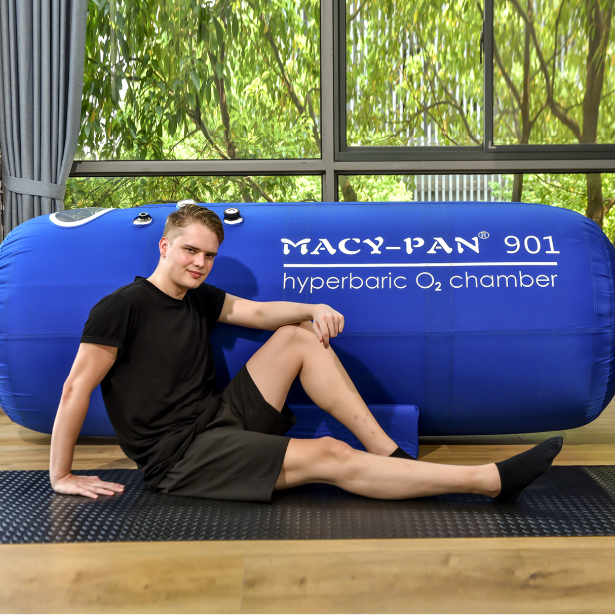 Macy-Pan Hyperbaric Oxygen Therapy Chamber Soft Lying Type - ST901