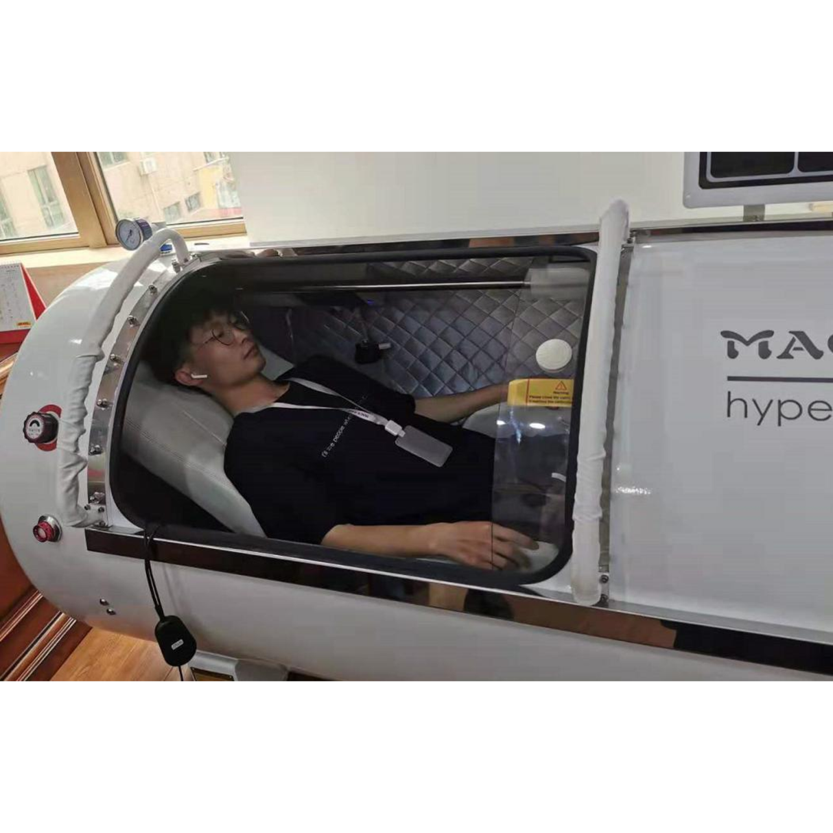Macy-Pan Hyperbaric Oxygen Therapy Chamber Hard Lying Type HP1501