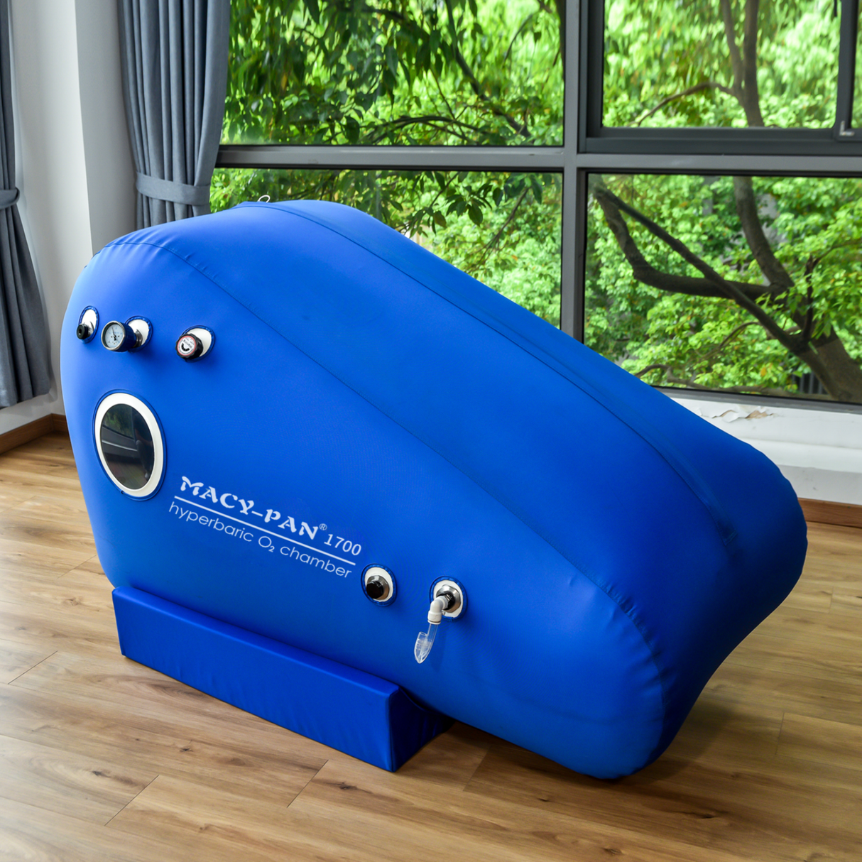 Macy-Pan Hyperbaric Oxygen Therapy Chamber Sitting Type - ST1700