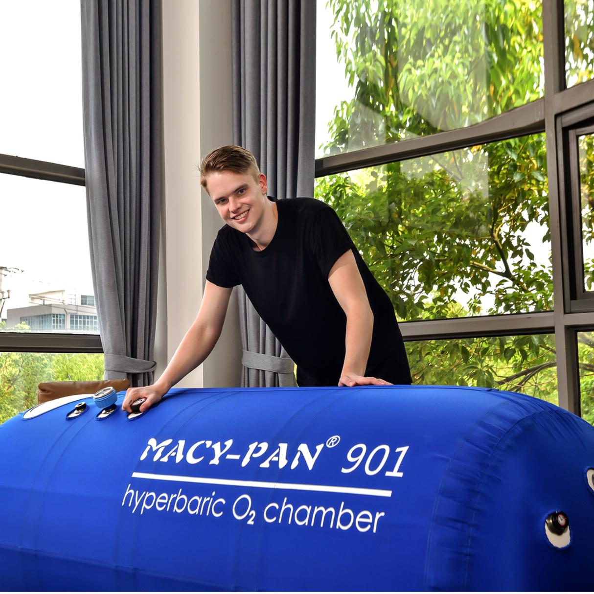 Macy-Pan Hyperbaric Oxygen Therapy Chamber Soft Lying Type - ST901